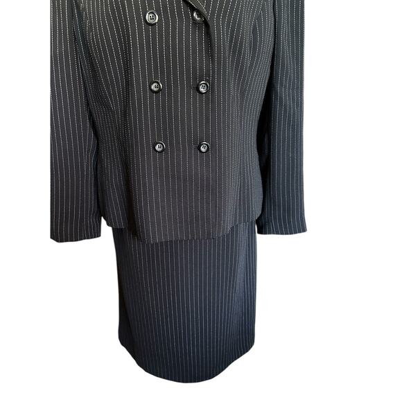Le Suit Women’s Black Pinstripe Jacket Skirt Suit Set Fully Lined Size 14 - Picture 5 of 15